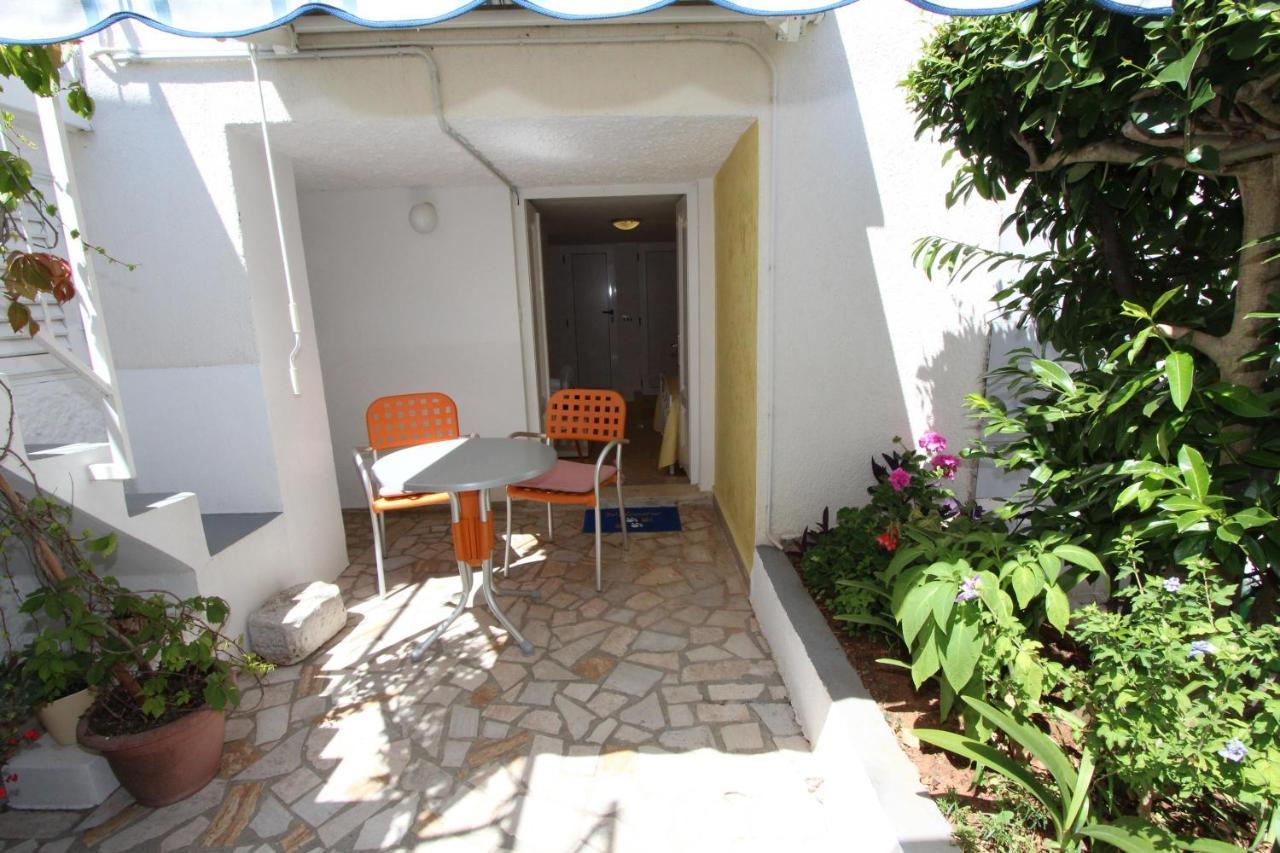 Apartments Knezovic Ρόβινι Εξωτερικό φωτογραφία
