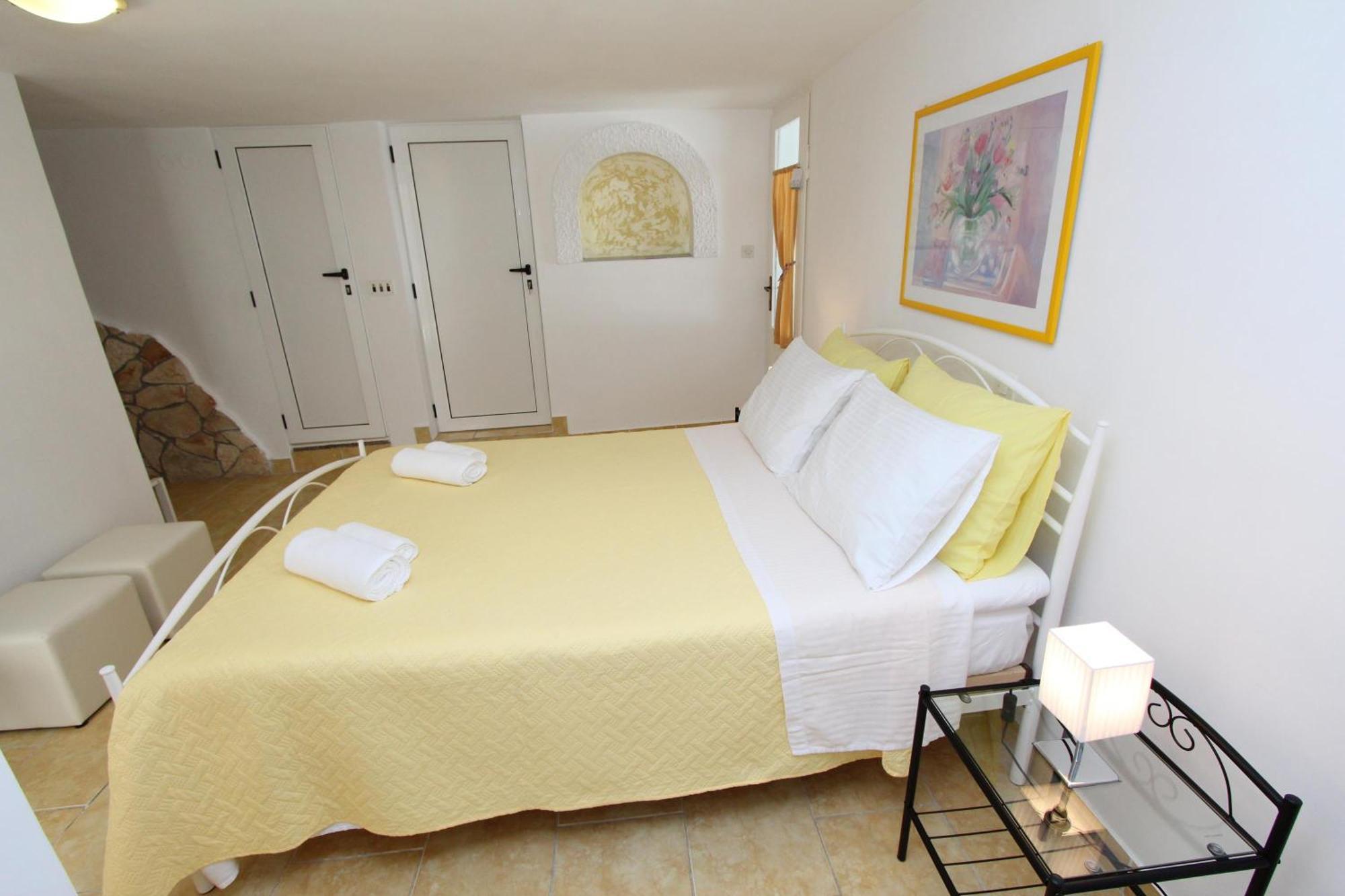 Apartments Knezovic Ρόβινι Δωμάτιο φωτογραφία
