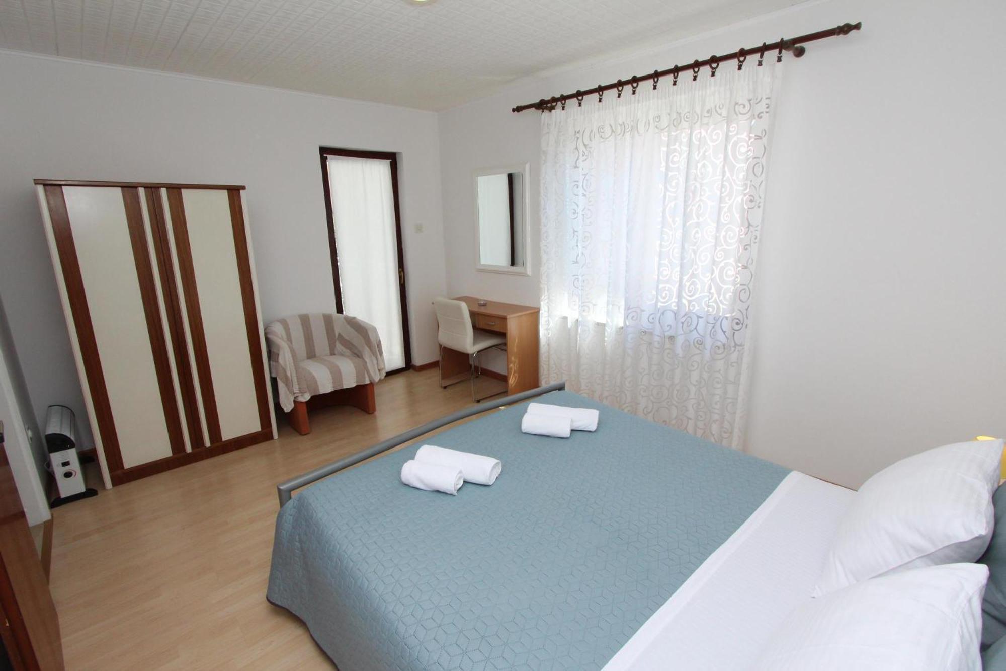 Apartments Knezovic Ρόβινι Δωμάτιο φωτογραφία